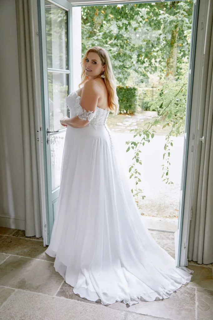 44485ps fb sincerity bridal